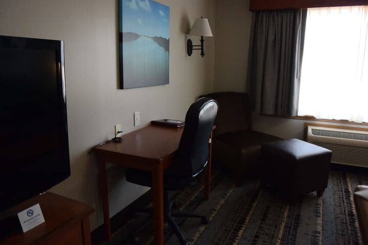 Room 34 of 66