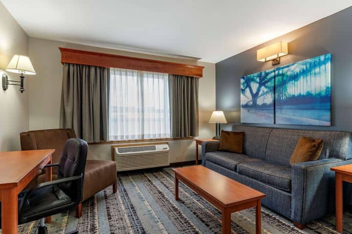 Room 20 of 66