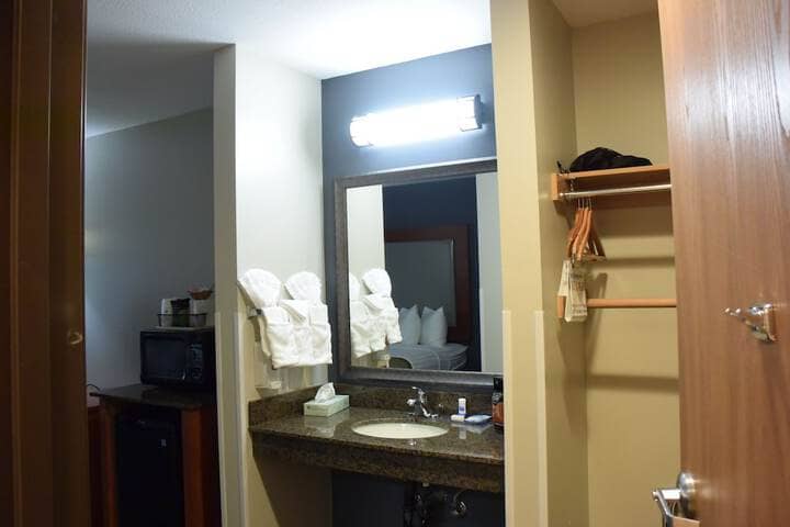 Room 46 of 66